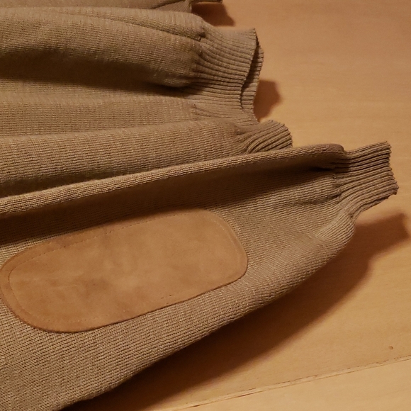 Wool Sweater - Picture 2 of 8